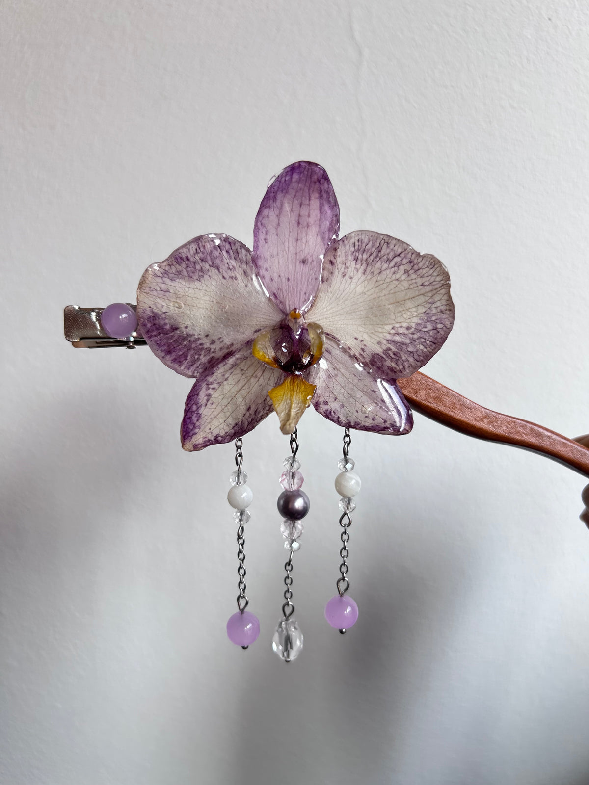 Hair clip phalaenopsis lila