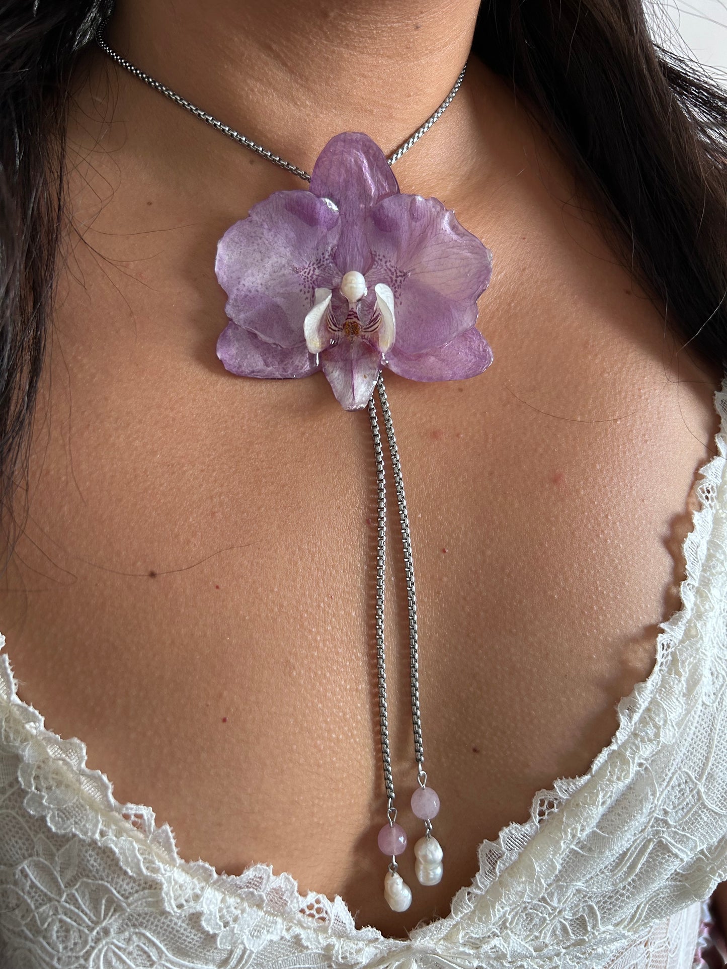 Gran Phalaenopsis lilac corbatín