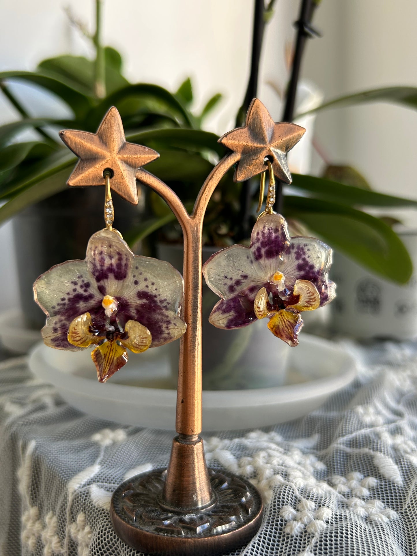 Mini orchid earrings
