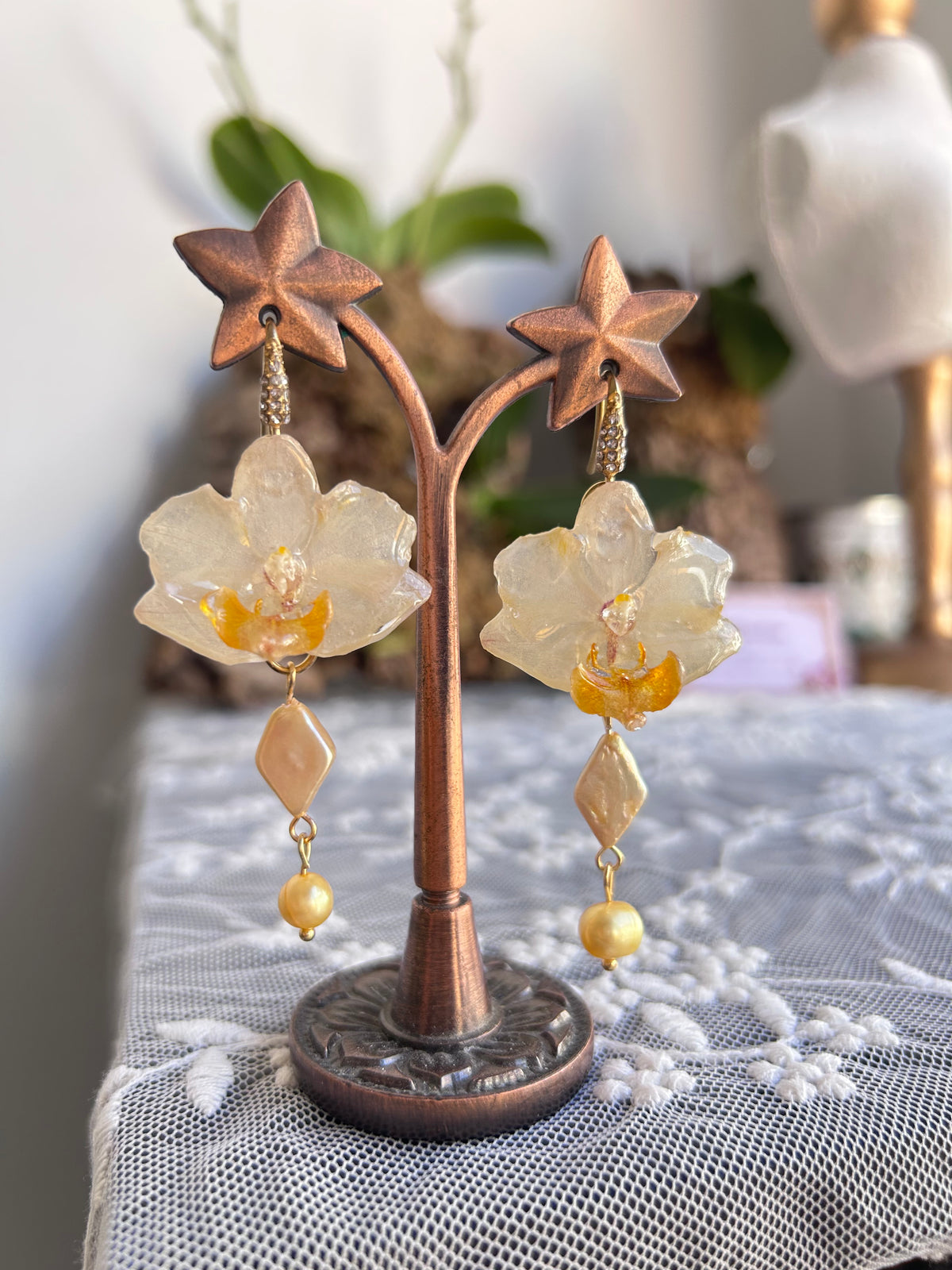 Pendientes orquídea gold