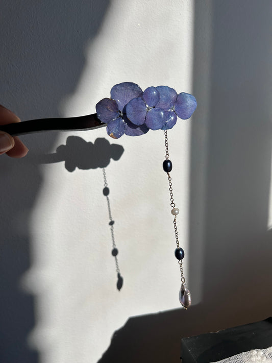 Palito oriental de hortensias azules