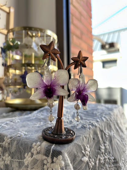 Dendrobium x phalaenopsis earrings