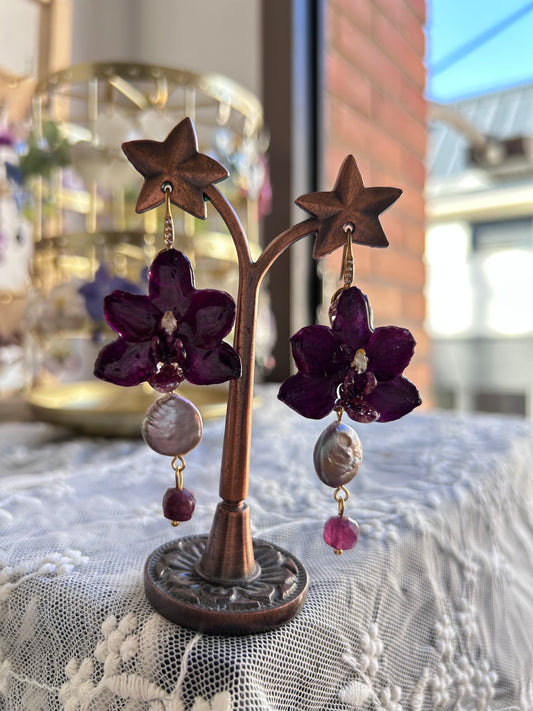 Dark mini orchid earrings