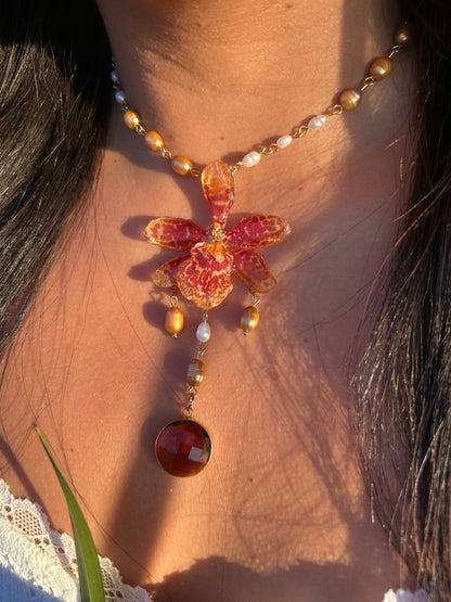 Perlas doradas cambria orchid